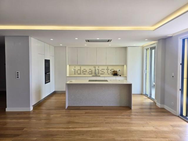 Apartamento venda em Bairro 18 de Maio, Oeiras