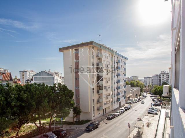 Apartamento venda em Oeiras, Lisboa
