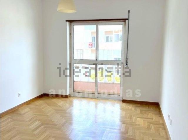 Apartamento alugar em Oeiras, Lisboa