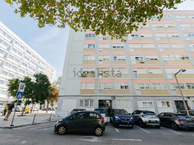 Apartamento alugar em Carnide, Lisboa