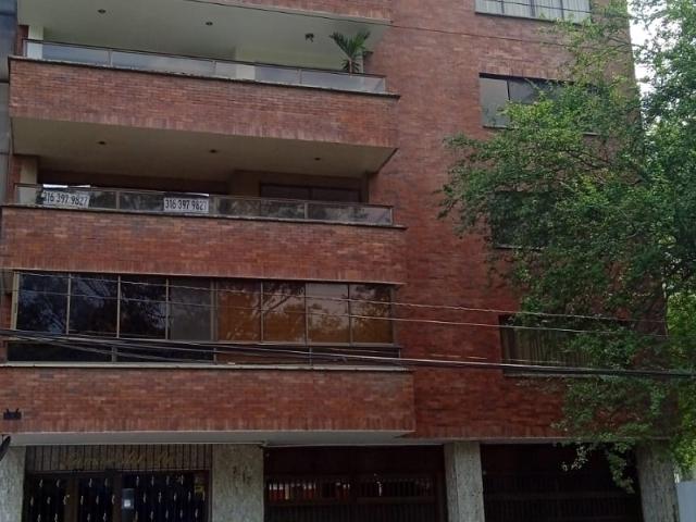 Apartamento en arriendo en Santa Teresita, Cali