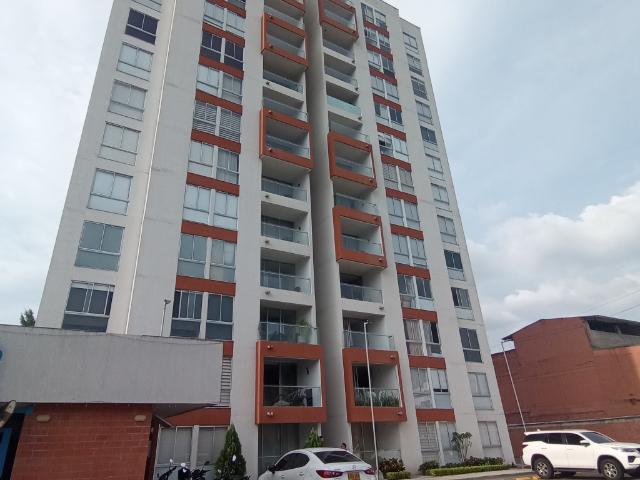 Apartamento en arriendo en Los Cámbulos, Cali