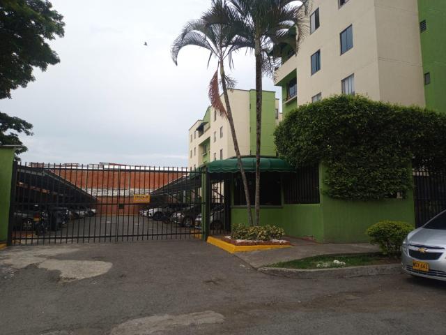 Apartamento en arriendo en Las Granjas, Cali