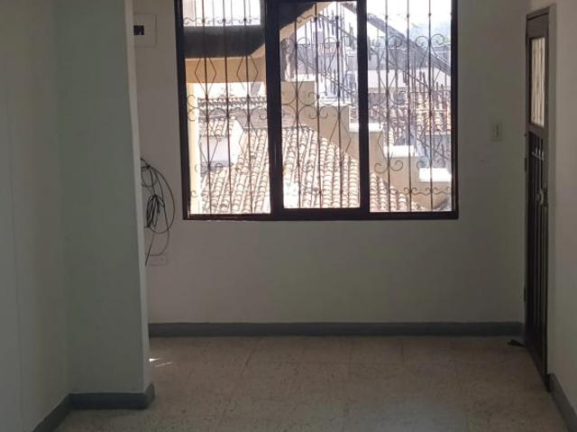 Apartamento en arriendo en Villa del Prado - El Guabito, Cali