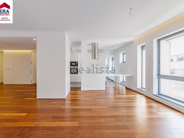 Apartamento alugar em Porto, Cedofeita