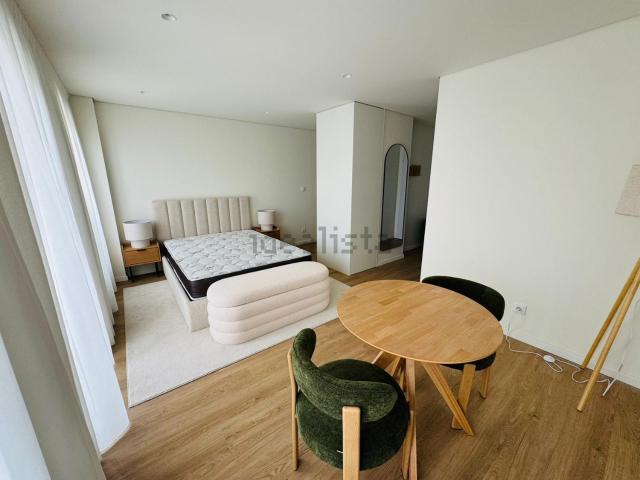 Apartamento alugar em Porto, Cedofeita