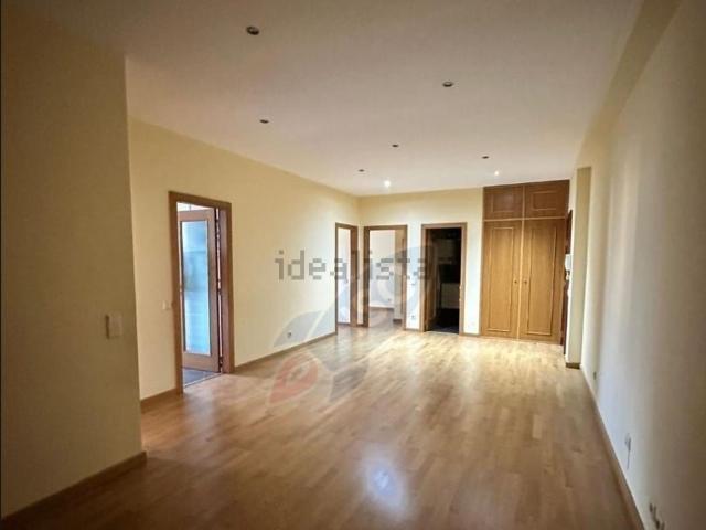Apartamento alugar em Porto, Cedofeita