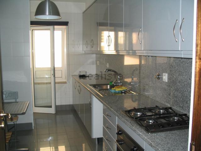 Apartamento alugar em Carvalhido, Porto