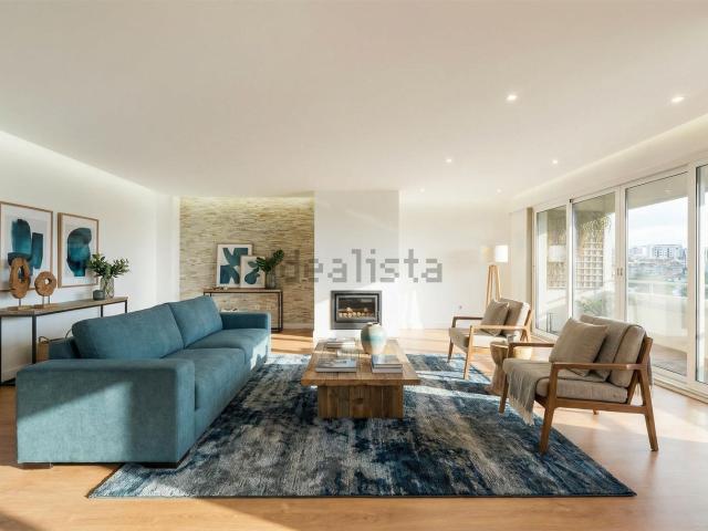 Apartamento alugar em Carvalhido, Porto