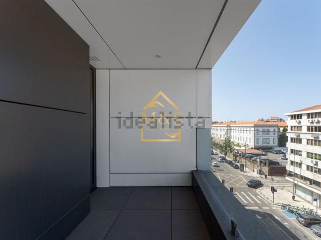 Apartamento venda em Porto, Lordelo Do Ouro