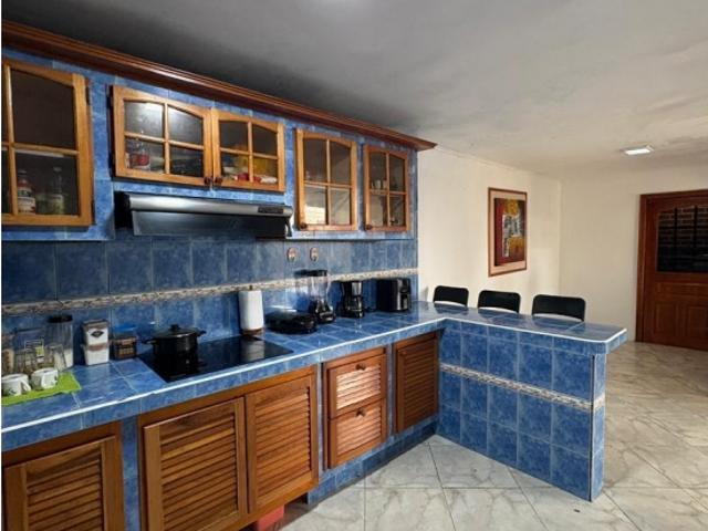 Apartamento en venta en Barcelona, Amazonas