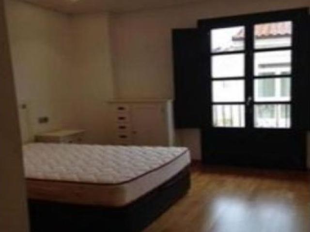 Piso en alquiler en Ourense, Gomesende