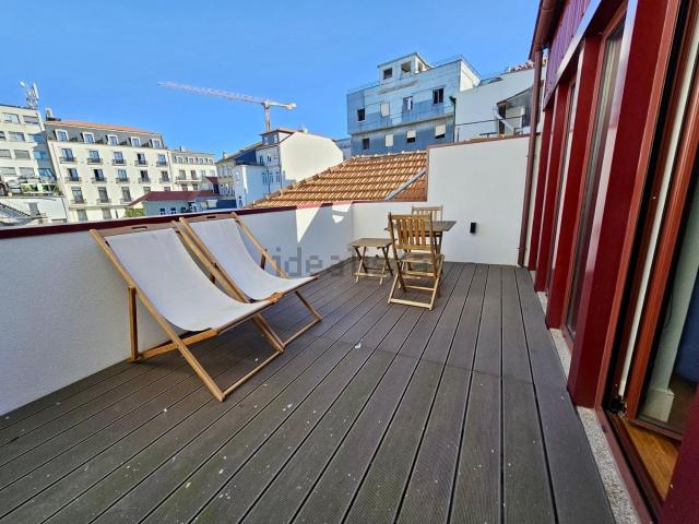 Apartamento venda em Conjunto Urbano da Ribeira, Porto