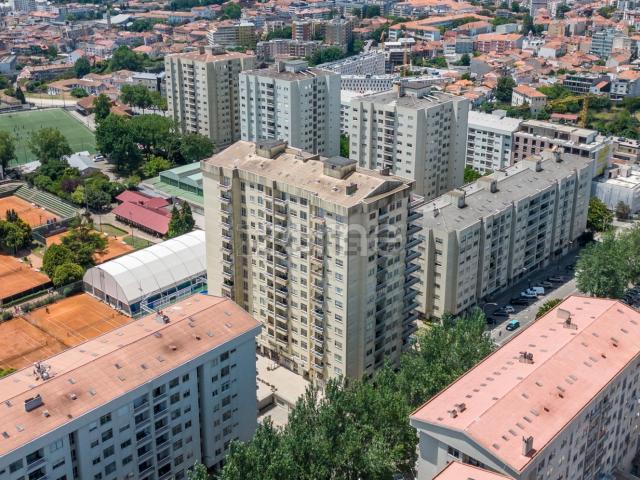 Apartamento venda em Monte Pedral, Porto