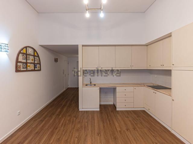 Apartamento venda em Corticeira, Porto