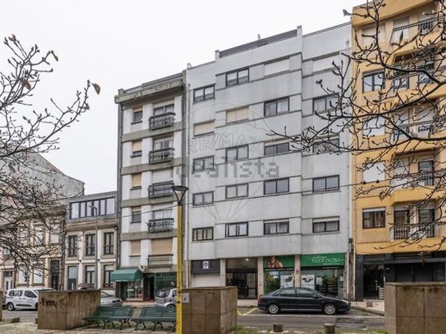 Apartamento venda em Porto