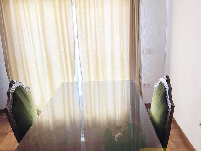 Apartamento en alquiler en Cánovas, Cáceres