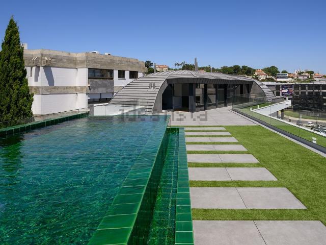 Casa venda em Centro Urbano Comercial do Estoril, Cascais
