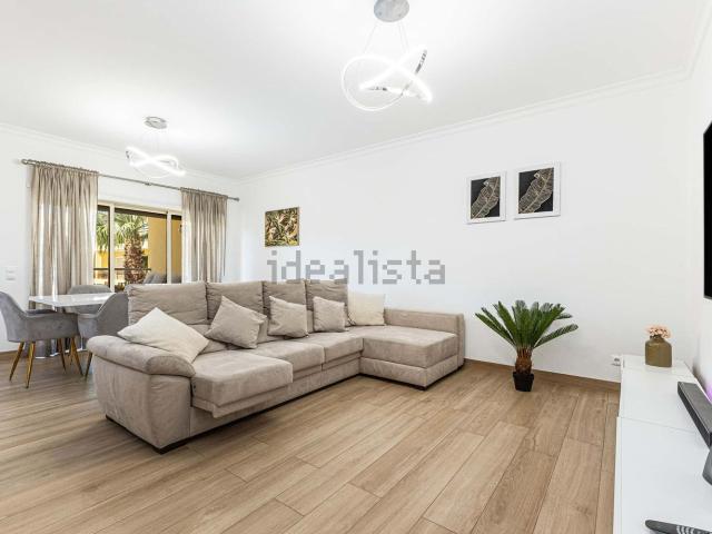 Apartamento alugar em Bairro Operário, Lagos