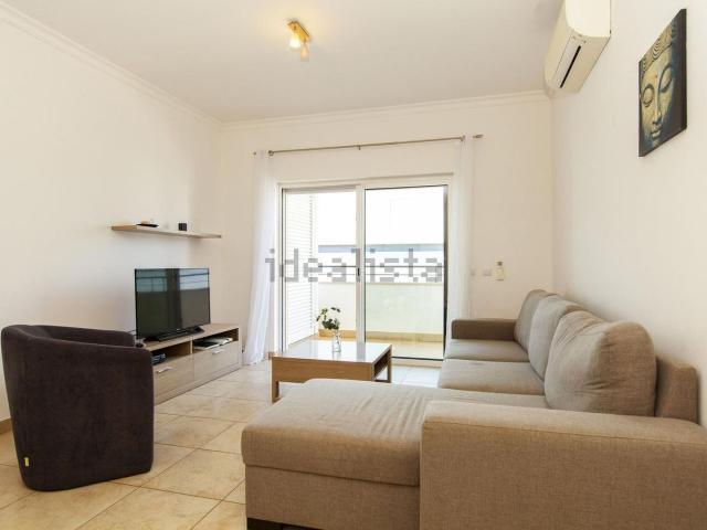 Apartamento alugar em Bairro da Abrótea, Lagos
