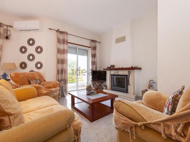 Apartamento alugar em Cerro das Mós, Lagos
