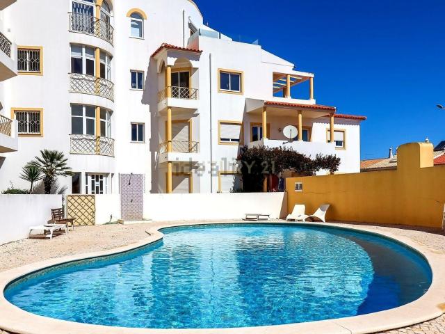 Apartamento venda em Bairro Chesgal, Lagos