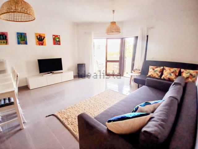 Apartamento alugar em Bairro da Abrótea, Lagos