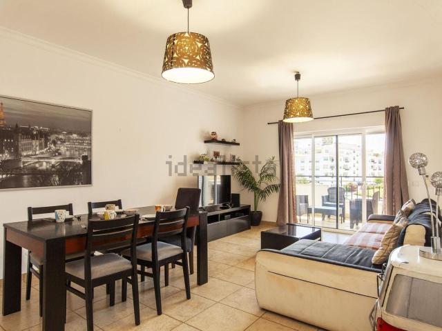Apartamento alugar em Bairro da Abrótea, Lagos