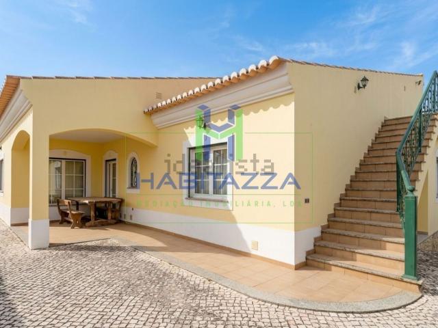Apartamento alugar em Cerro das Mós, Lagos