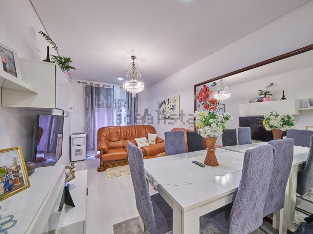 Apartamento venda em Vale Linhoso, Almada