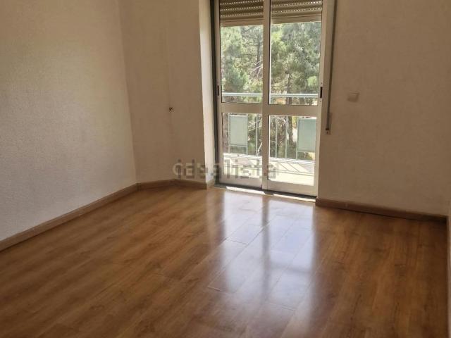 Apartamento alugar em Quintinhas, Almada