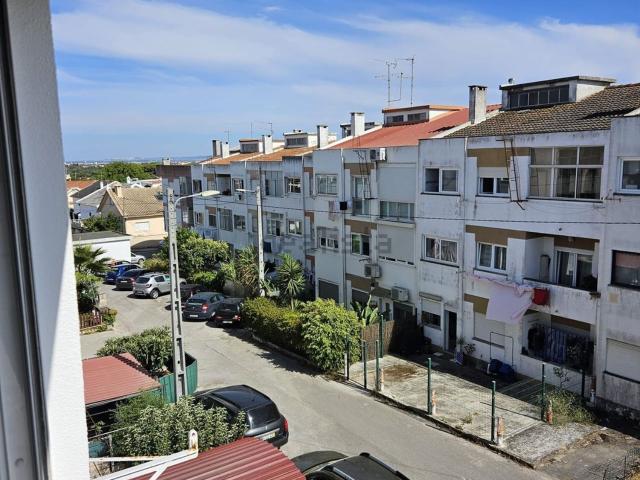 Apartamento alugar em Almada, Setúbal