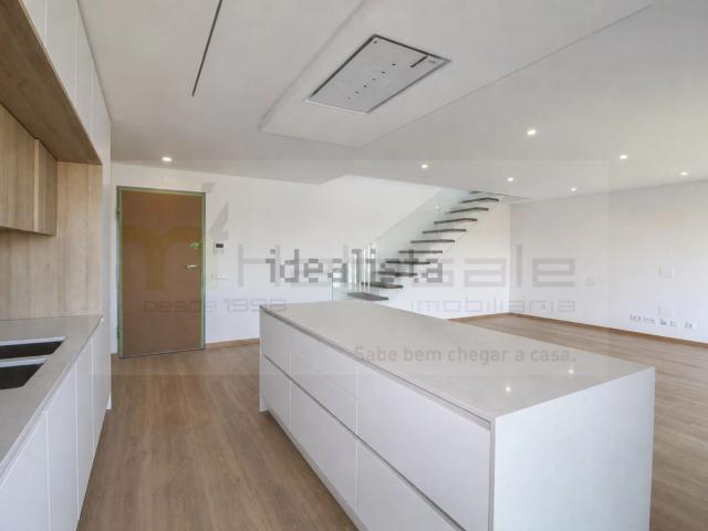 Duplex venda em Quinta do Texugo, Almada