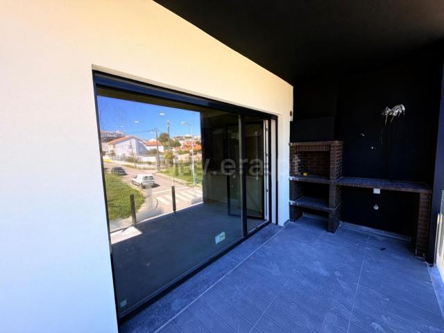 Apartamento venda em Quinta de Santa Teresa, Almada