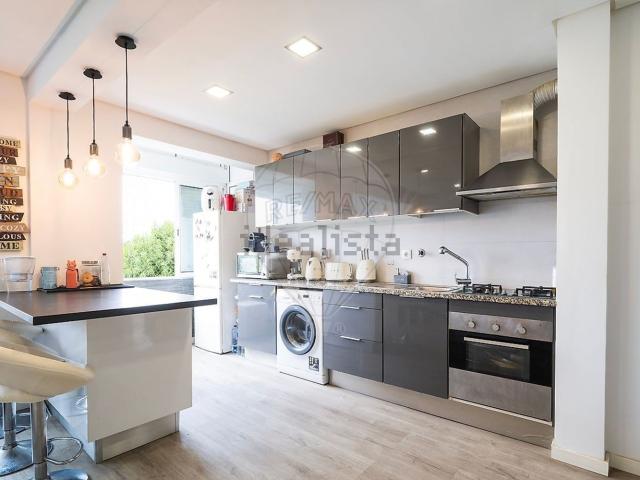 Apartamento venda em Casal de Santo António, Almada
