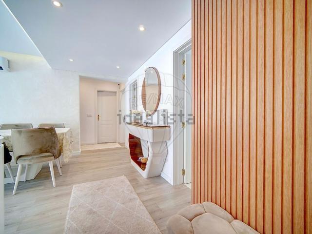 Apartamento venda em Almada, Setúbal