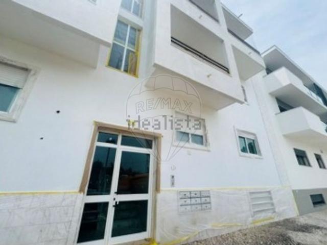 Apartamento venda em Almada, Setúbal