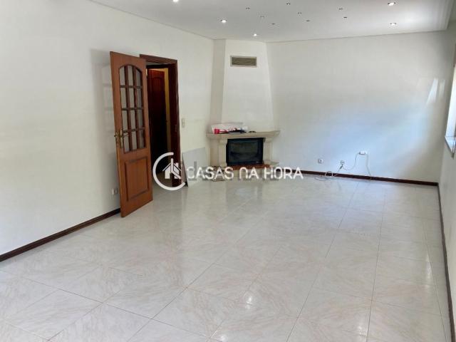 Apartamento alugar em Quinta do Texugo, Almada