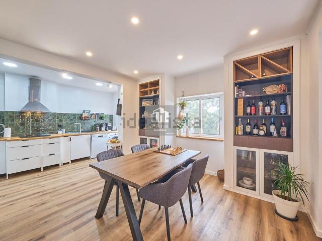 Apartamento venda em Vale Linhoso, Almada