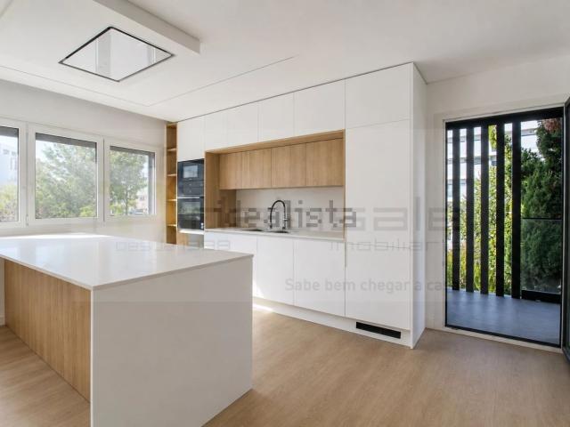 Duplex venda em Quinta do Texugo, Almada