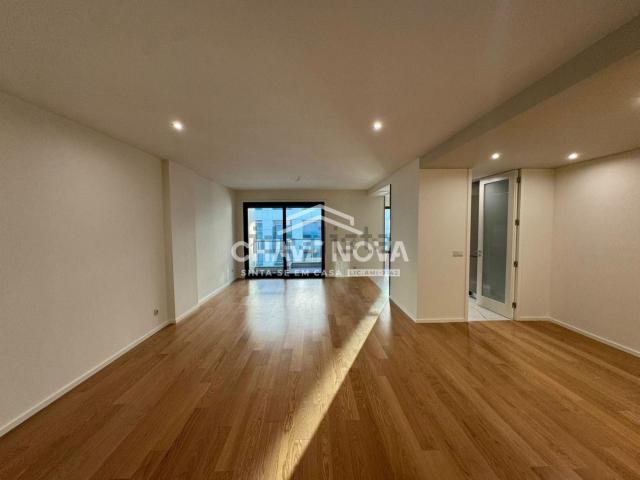 Apartamento venda em Maia, Gueifães