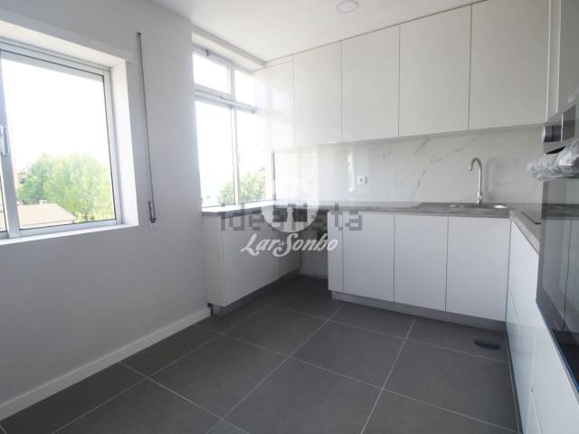 Apartamento venda em Maia, Gueifães