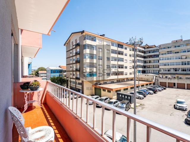 Apartamento venda em Maia, Gueifães