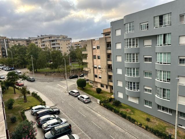Apartamento alugar em Maia, Gueifães