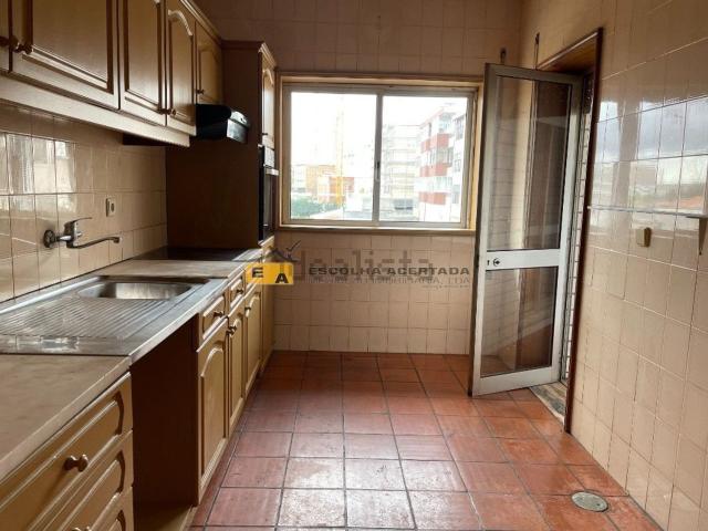 Apartamento venda em Maia, Gueifães