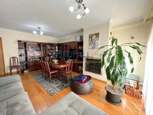 Apartamento venda em Maia, Gueifães
