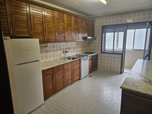 Apartamento venda em Maia, Gueifães