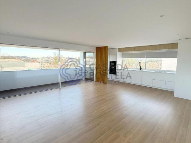 Apartamento venda em Maia, Gueifães