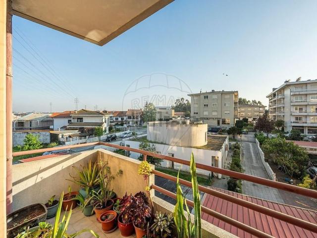 Apartamento venda em Maia, Gueifães