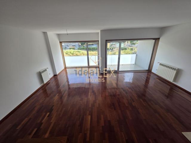 Duplex venda em Maia, Gueifães